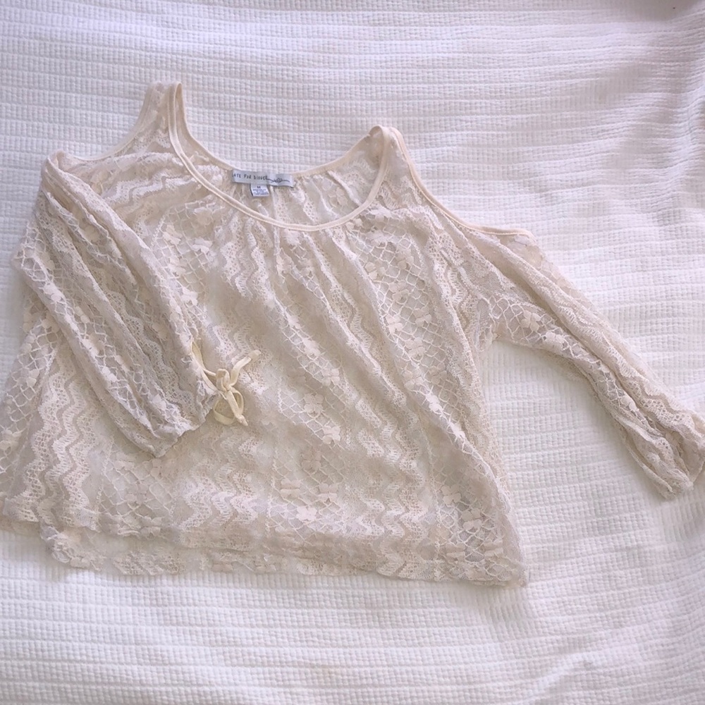 Lace open shoulder cream shirt